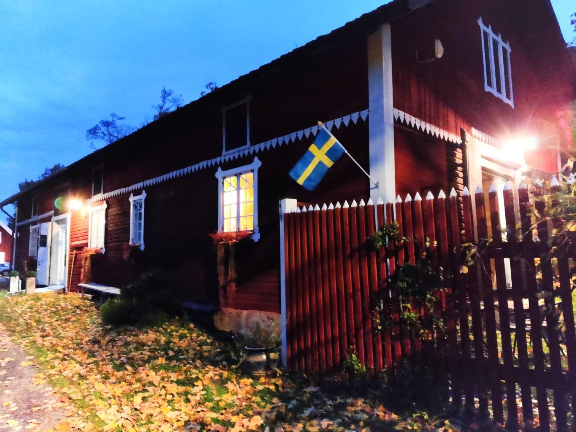 Kolmården Marmorcafets B&B מראה חיצוני תמונה